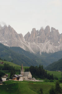 Kirche in den italienischen Dolomiten