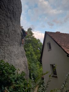 Projektieren an der Hauswand (hier ist der Name Programm!)